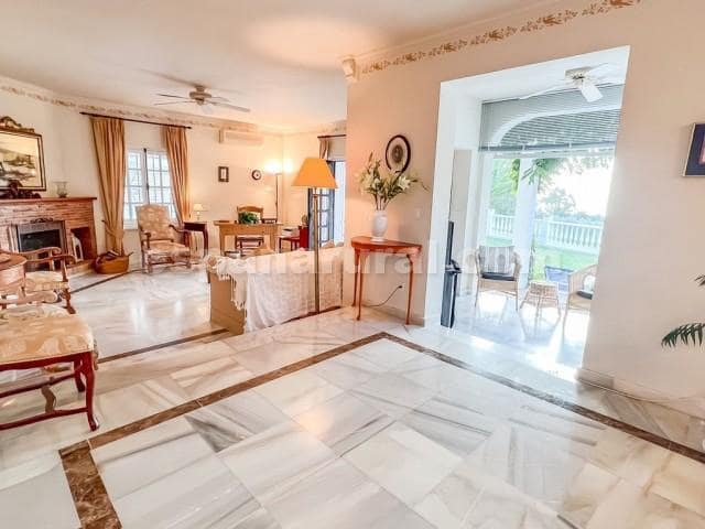 3 slaapkamer Villa te koop in La Cala de Mijas, Mijas met zwembad - € 865.000 (Ref: 8210415)