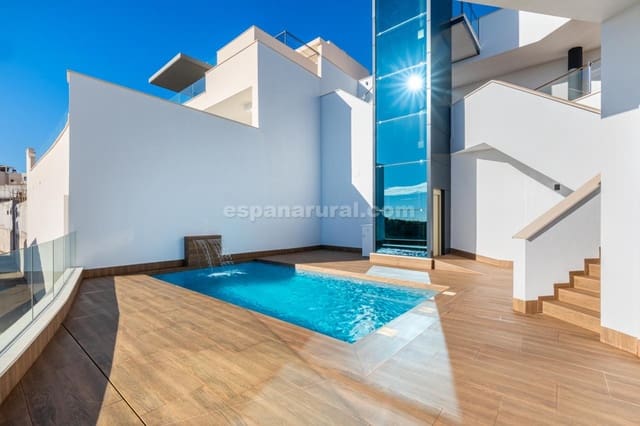 3 bedroom Villa for sale in San Miguel de Salinas with pool - € 780,000 (Ref: 8222012)