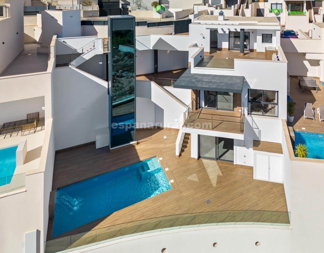 3 bedroom Villa for sale in San Miguel de Salinas with pool - € 780,000 (Ref: 8222012)