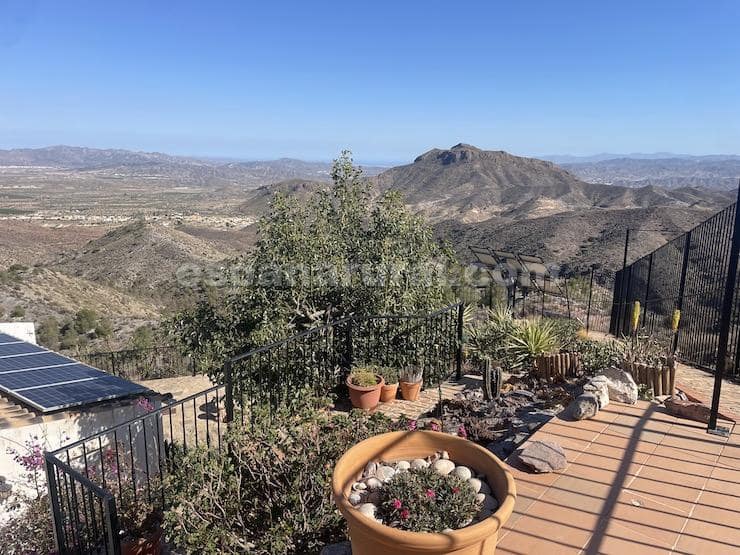 5 bedroom Finca/Country House for sale in Albox with pool - € 229,000 (Ref: 8222013)