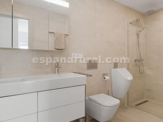 3 slaapkamer Appartement te koop in Benalmadena Costa met zwembad - € 1.250.000 (Ref: 8253379)