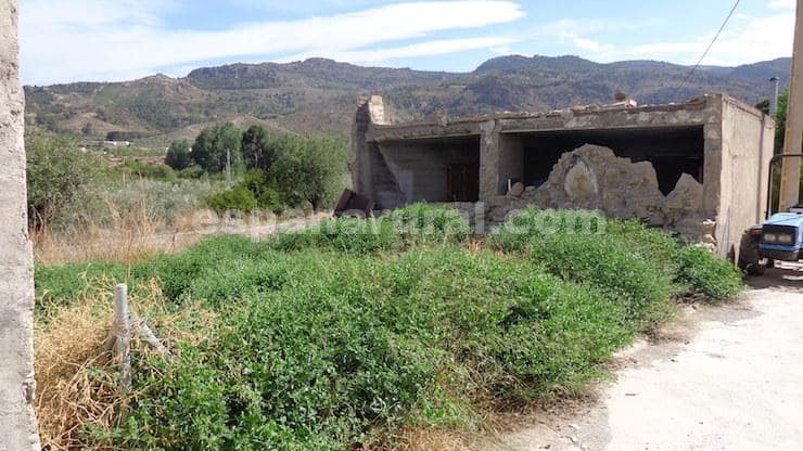 Finca/Herregård til salgs i Tijola - € 25 000 (Ref: 8267532)