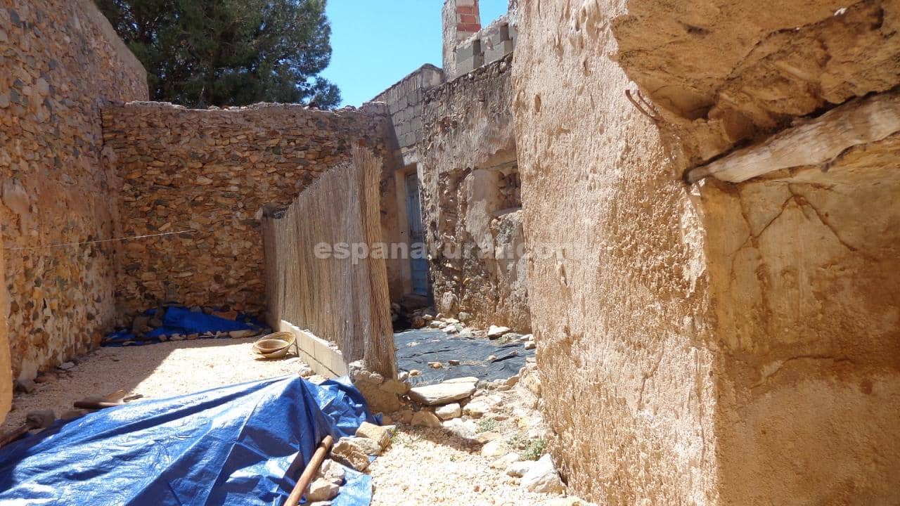 3 soveværelse Finca/Landehus til salg i Lubrin - € 46.000 (Ref: 8324148)