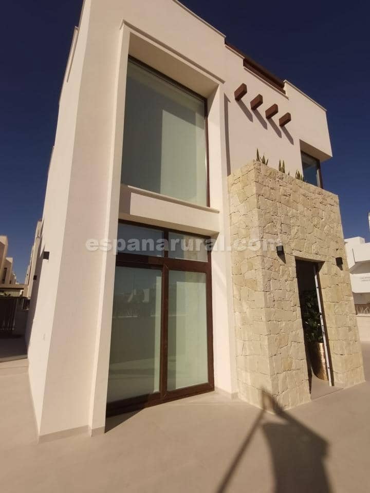 3 slaapkamer Villa te koop in Guardamar del Segura - € 549.000 (Ref: 8404525)