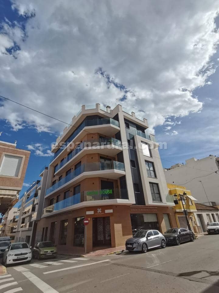 3 slaapkamer Appartement te koop in Guardamar del Segura - € 289.000 (Ref: 8404526)