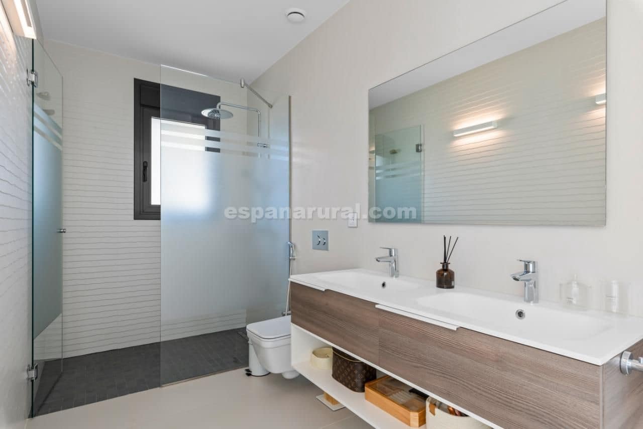 4 bedroom Villa for sale in Dehesa de Campoamor with pool - € 1,600,000 (Ref: 8438337)