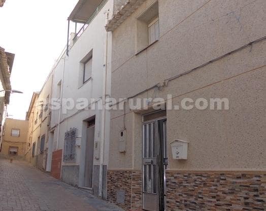 Townhouse for sale in Tijola - € 76,000 (Ref: 8544177)