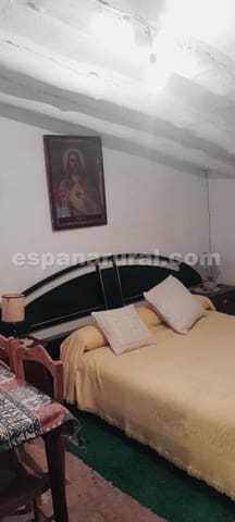 4 soveværelse Byhus til salg i El Hijate, Alcóntar - € 29.950 (Ref: 8581824)