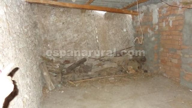 1 soveværelse Byhus til salg i Bayarque - € 19.000 (Ref: 8590237)