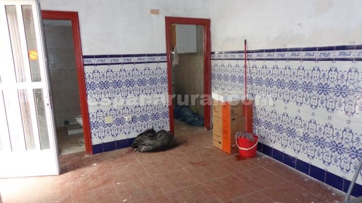 4 soveværelse Byhus til salg i Urracal - € 35.000 (Ref: 8590239)