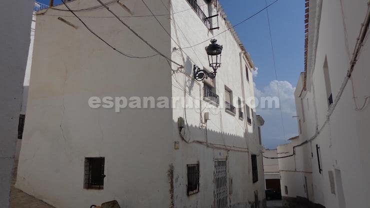 4 soveværelse Byhus til salg i Urracal - € 35.000 (Ref: 8590239)