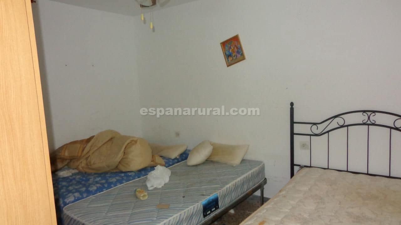 4 soveværelse Byhus til salg i Urracal - € 35.000 (Ref: 8590239)