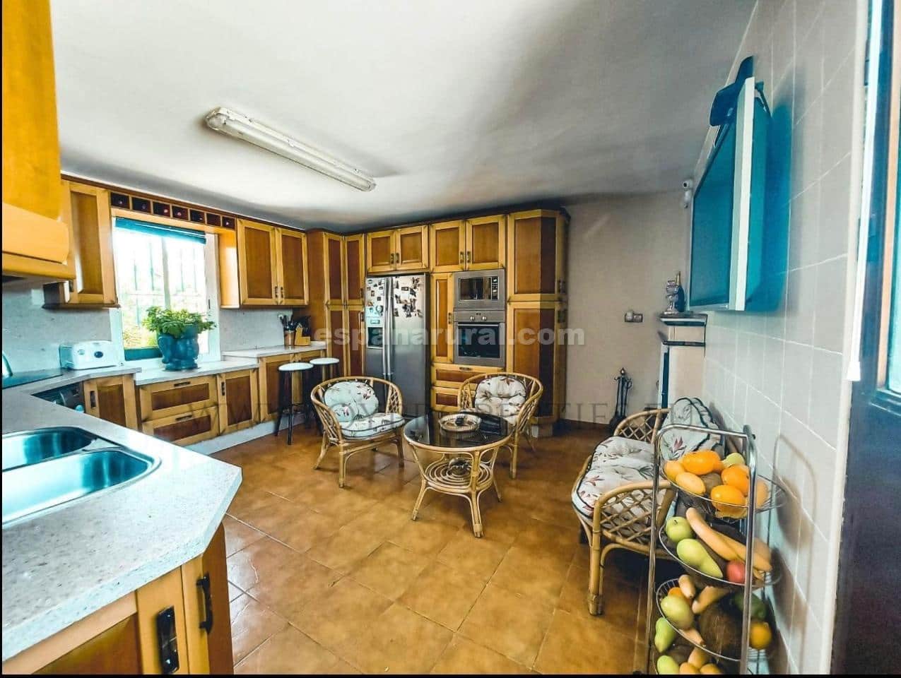 5 soveværelse Villa til salg i Caniles med swimmingpool - € 874.950 (Ref: 8599001)