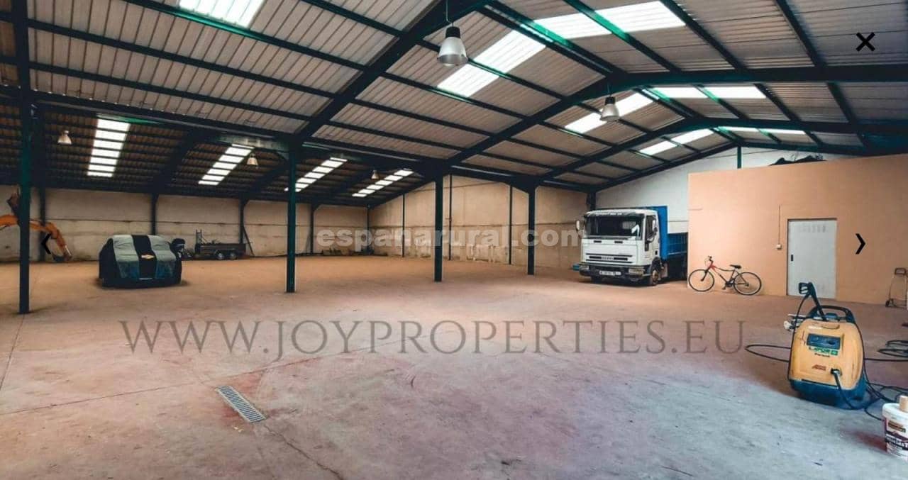 5 soveværelse Villa til salg i Caniles med swimmingpool - € 874.950 (Ref: 8599001)