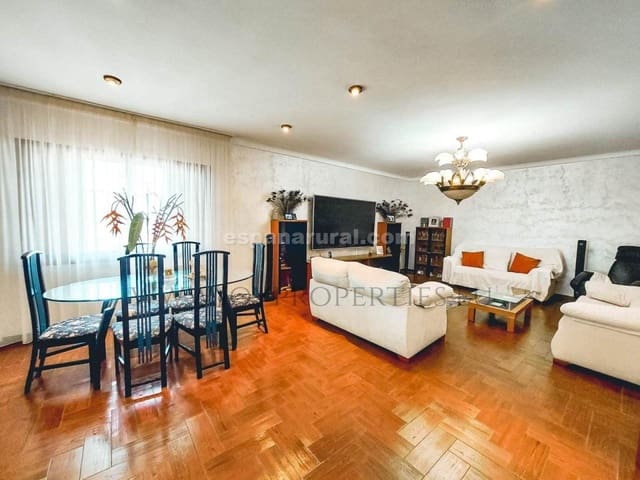 5 soveværelse Villa til salg i Caniles med swimmingpool - € 874.950 (Ref: 8599001)