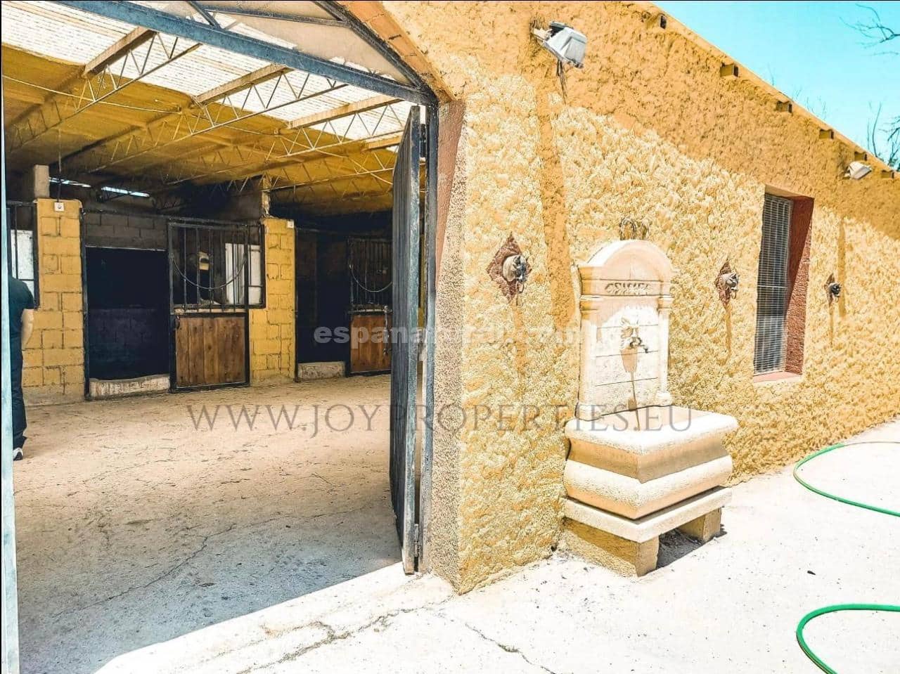 5 soveværelse Villa til salg i Caniles med swimmingpool - € 874.950 (Ref: 8599001)