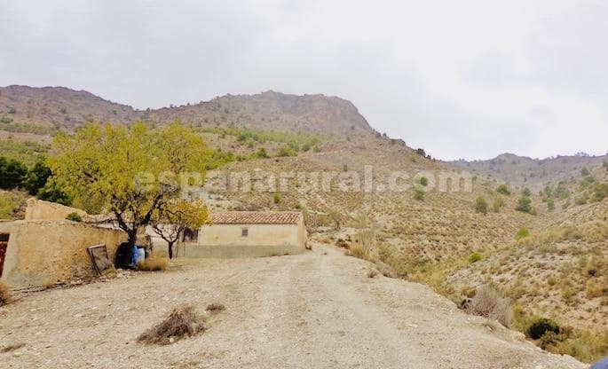 3 slaapkamer Finca/Landhuis te koop in Lucar - € 110.000 (Ref: 8603292)