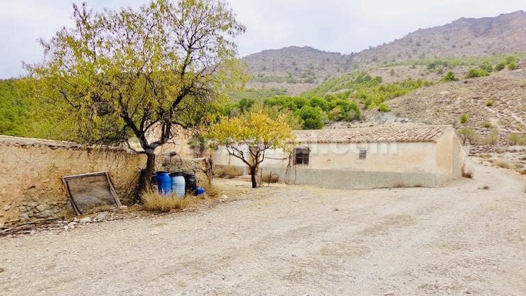 3 slaapkamer Finca/Landhuis te koop in Lucar - € 110.000 (Ref: 8603292)