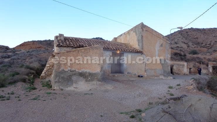 Finca/Casa Rural de 4 habitaciones en Albox en venta - 84.000 € (Ref: 8723590)