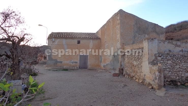 Finca/Casa Rural de 4 habitaciones en Albox en venta - 84.000 € (Ref: 8723590)