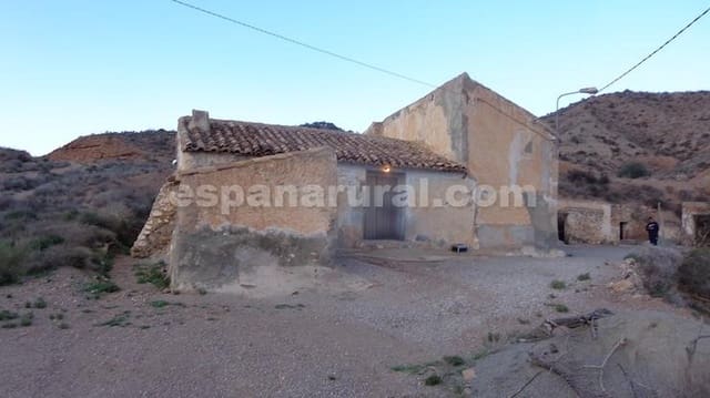 Finca/Casa Rural de 4 habitaciones en Albox en venta - 84.000 € (Ref: 8723590)