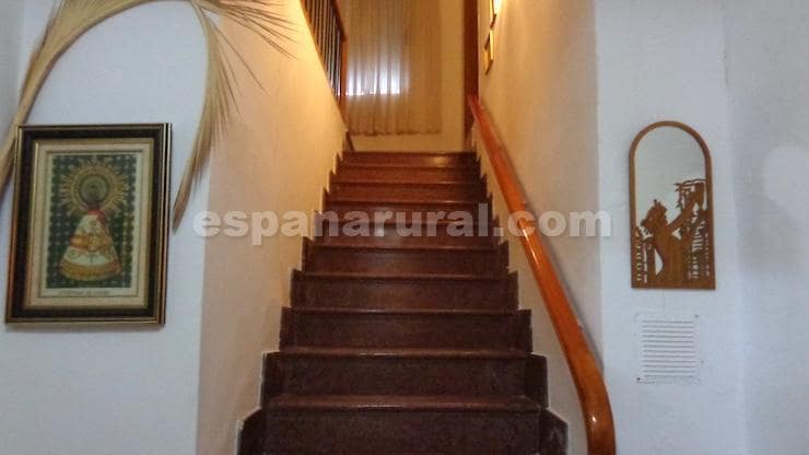 4 soveværelse Byhus til salg i Caniles - € 75.000 (Ref: 8788856)