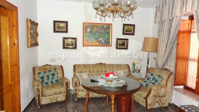 4 soveværelse Byhus til salg i Caniles - € 75.000 (Ref: 8788856)