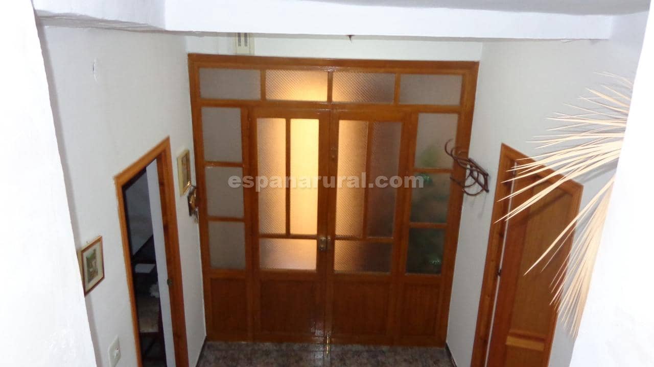 4 soveværelse Byhus til salg i Caniles - € 75.000 (Ref: 8788856)