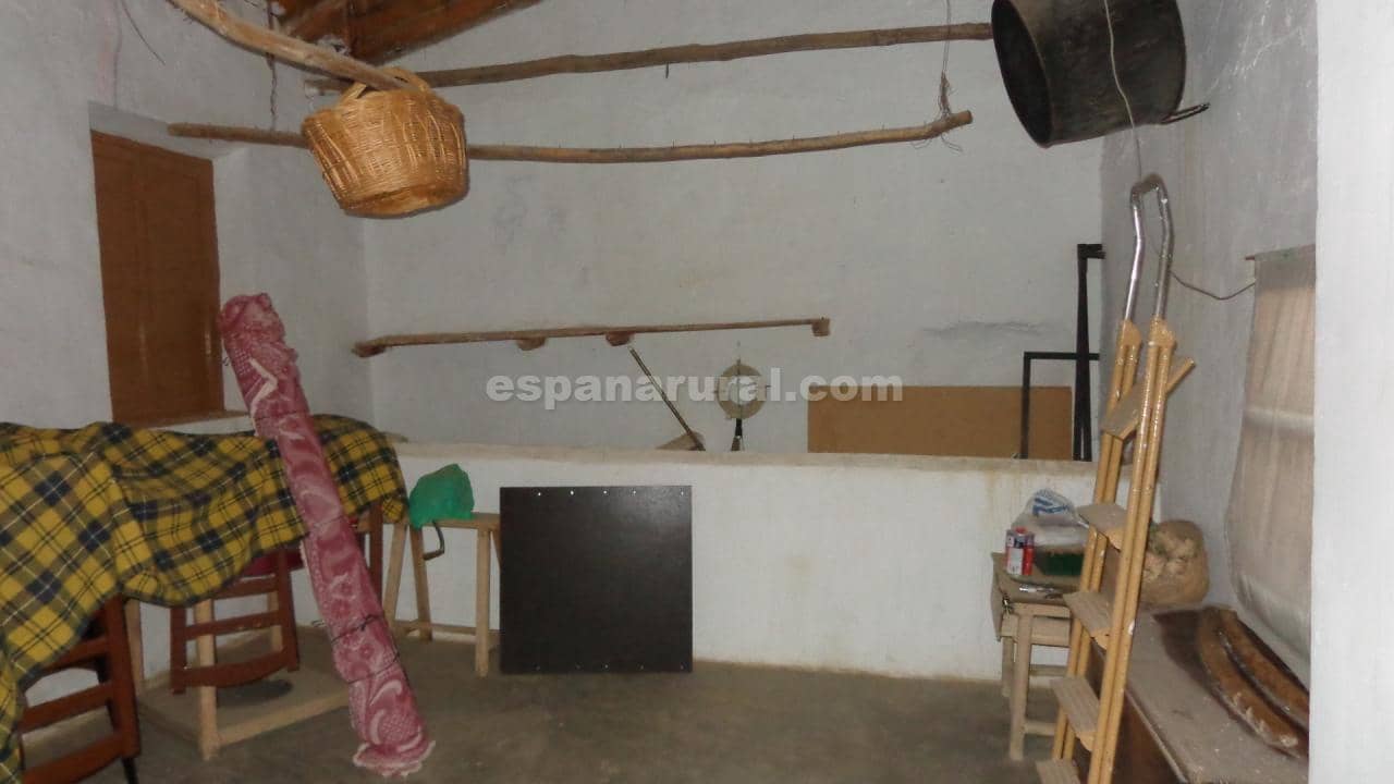 4 soveværelse Byhus til salg i Caniles - € 75.000 (Ref: 8788856)