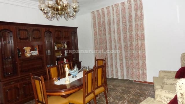 4 soveværelse Byhus til salg i Caniles - € 75.000 (Ref: 8788856)