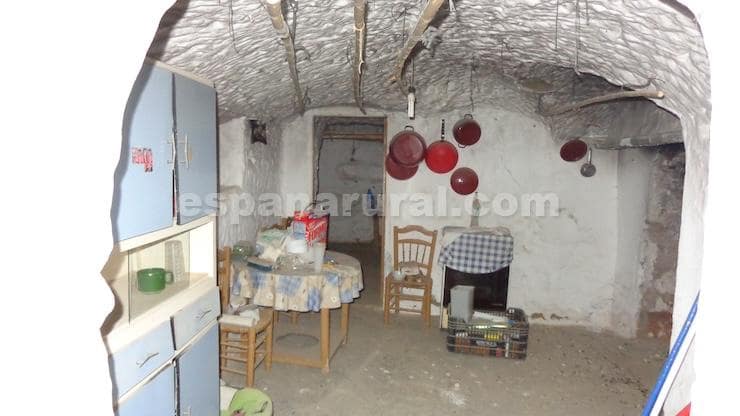 3 slaapkamer Huis te koop in Caniles - € 92.500 (Ref: 8788857)