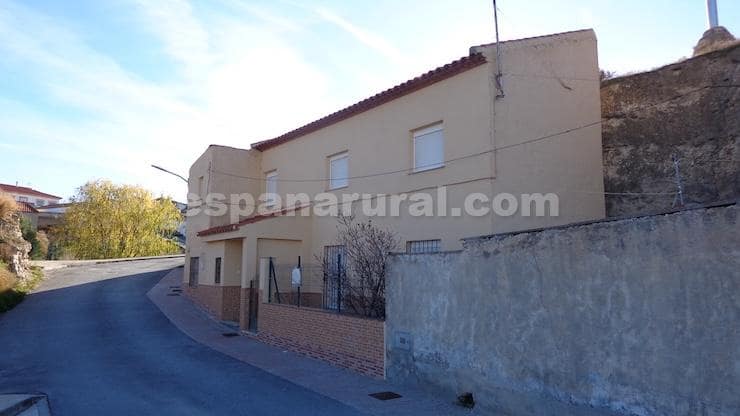 3 slaapkamer Huis te koop in Caniles - € 92.500 (Ref: 8788857)