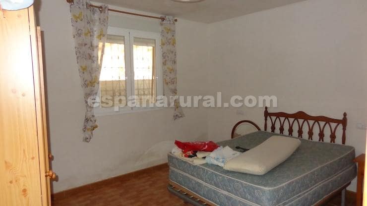 4 soveværelse Finca/Landehus til salg i Caniles - € 130.000 (Ref: 8788858)