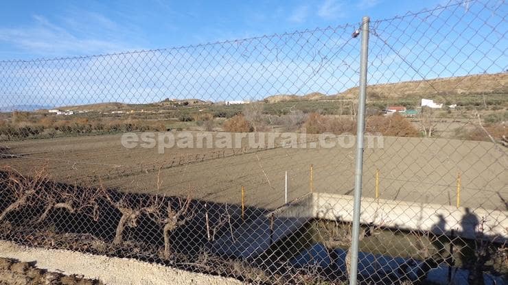 4 soveværelse Finca/Landehus til salg i Caniles - € 130.000 (Ref: 8788858)