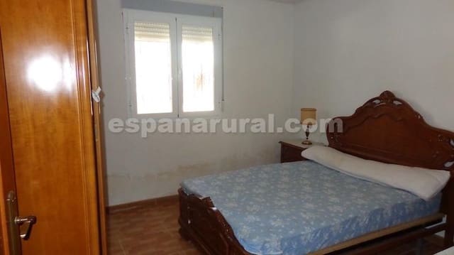 4 soveværelse Finca/Landehus til salg i Caniles - € 130.000 (Ref: 8788858)