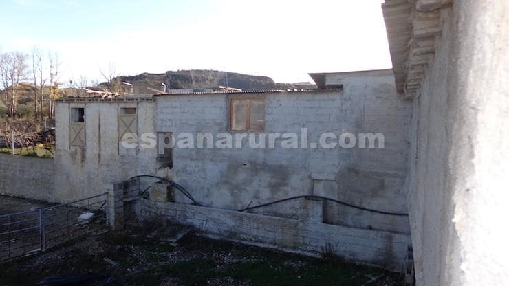 4 soveværelse Finca/Landehus til salg i Caniles - € 130.000 (Ref: 8788858)