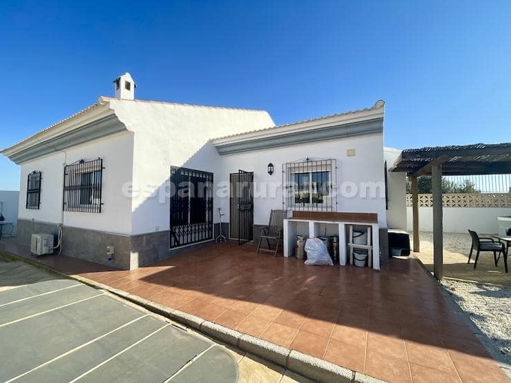 3 slaapkamer Villa te koop in Albox - € 239.000 (Ref: 8803997)