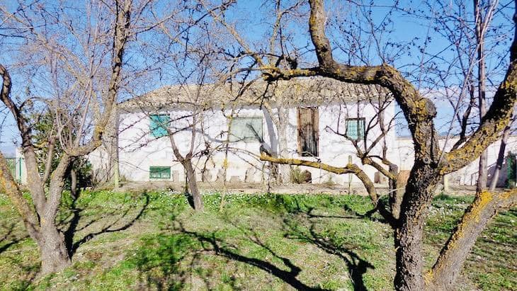 4 soveværelse Finca/Landehus til salg i Baza - € 159.000 (Ref: 8824473)