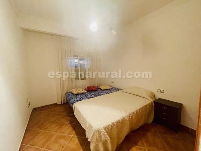 4 slaapkamer Finca/Landhuis te koop in Albox - € 129.000 (Ref: 8856789)