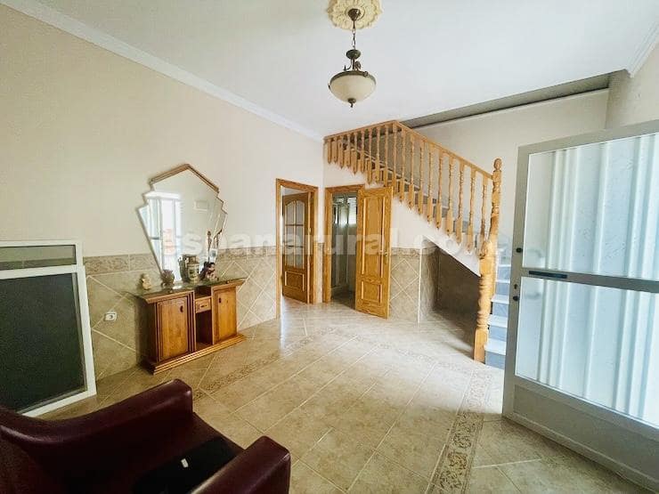 4 bedroom Finca/Country House for sale in Albox - € 129,000 (Ref: 8856789)