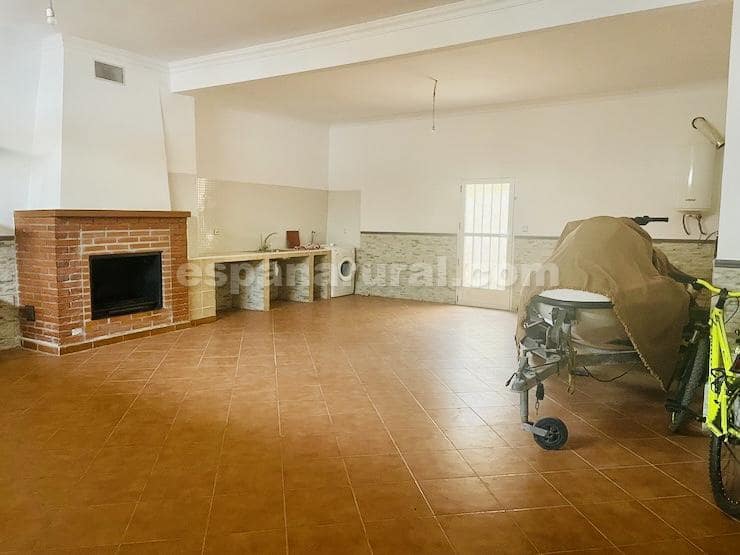 4 bedroom Finca/Country House for sale in Albox - € 129,000 (Ref: 8856789)