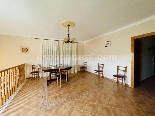 4 slaapkamer Finca/Landhuis te koop in Albox - € 129.000 (Ref: 8856789)