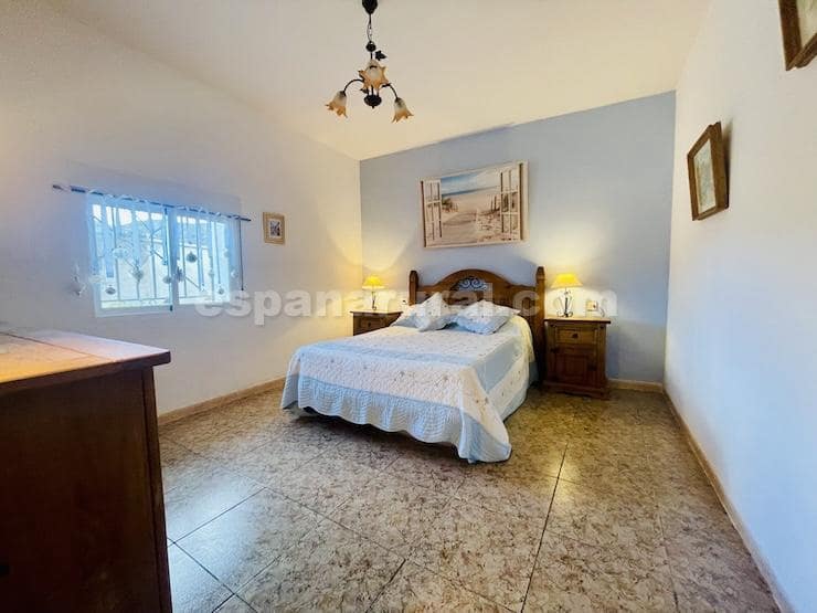 4 soveværelse Finca/Landehus til salg i Arboleas - € 149.999 (Ref: 8864291)