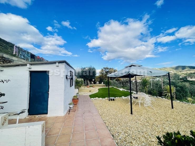 4 soveværelse Finca/Landehus til salg i Arboleas - € 149.999 (Ref: 8864291)