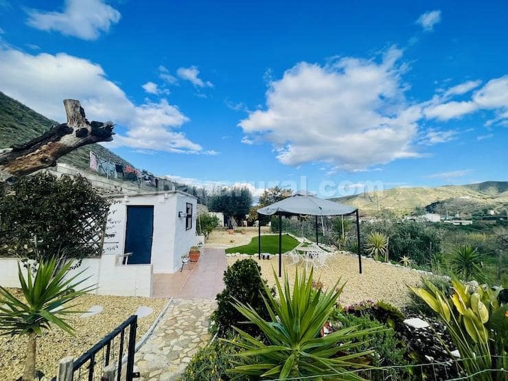 4 soveværelse Finca/Landehus til salg i Arboleas - € 149.999 (Ref: 8864291)