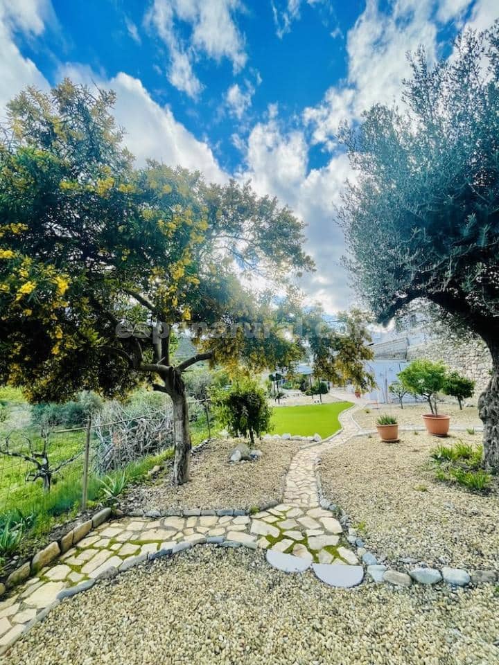 4 soveværelse Finca/Landehus til salg i Arboleas - € 149.999 (Ref: 8864291)