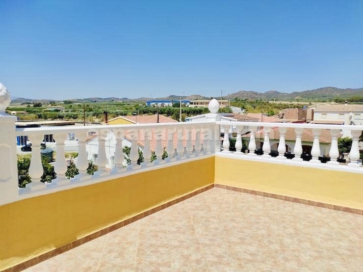 10 slaapkamer Villa te koop in Cela - € 395.000 (Ref: 8873891)