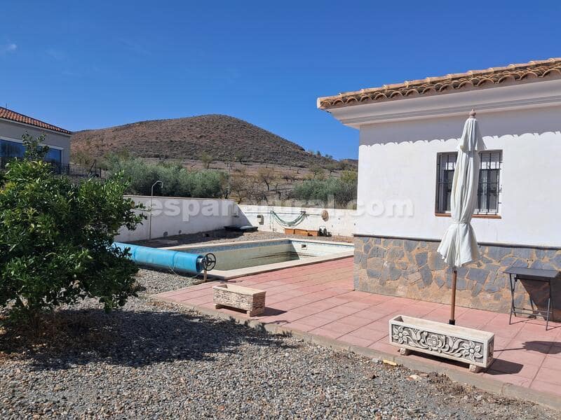 3 soveværelse Villa til salg i Arboleas med swimmingpool - € 219.995 (Ref: 8883910)