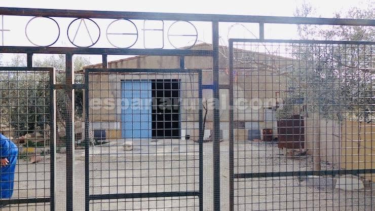 3 bedroom Finca/Country House for sale in Puerto Lumbreras - € 160,000 (Ref: 8887408)