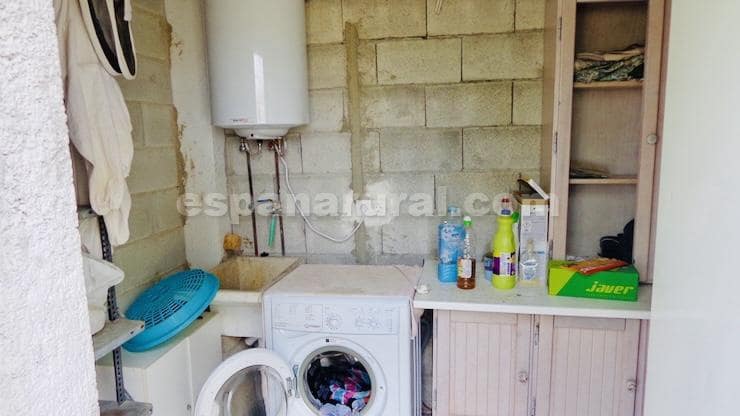 4 soveværelse Villa til salg i Baza med swimmingpool - € 178.000 (Ref: 8887409)